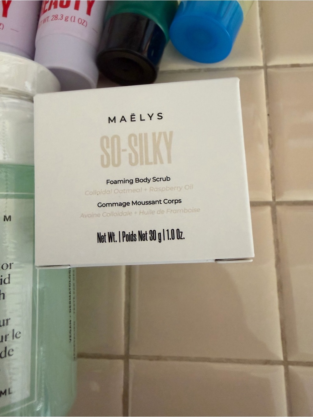 Bundle of body care items - travel sized - Picture 3 of 10